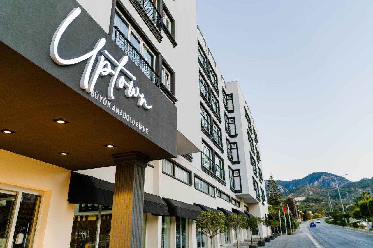 Uptown Bueyuek Anadolu Girne Hotel Buitenkant foto